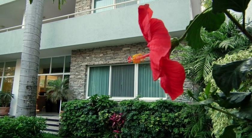 Hotel Laam كويرنافاكا المظهر الخارجي الصورة