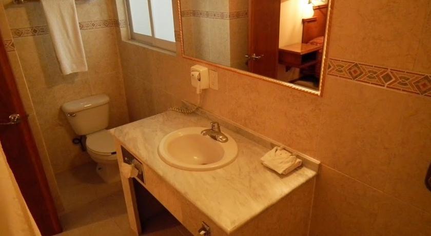 Hotel Laam كويرنافاكا المظهر الخارجي الصورة