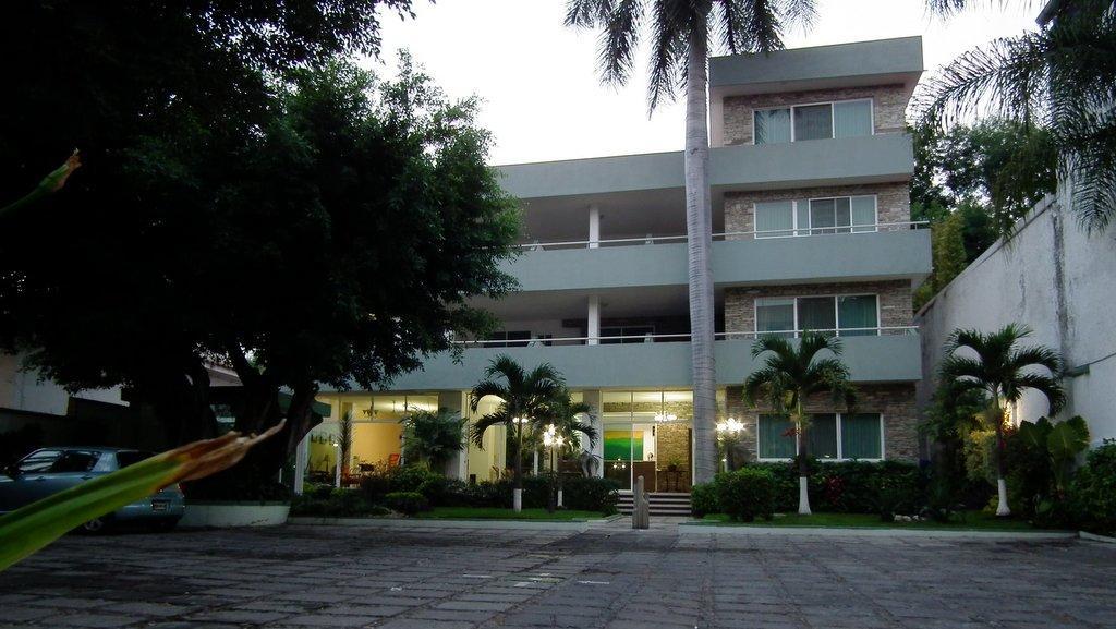 Hotel Laam كويرنافاكا المظهر الخارجي الصورة